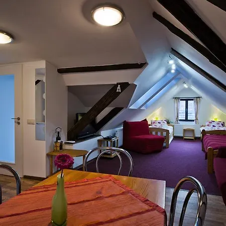 Apartment V Podzamci